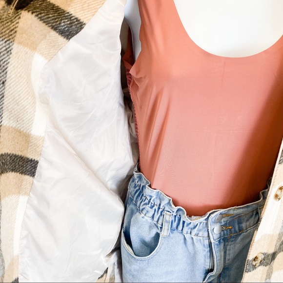 Plaid brown  Shacket with pockets - Picture 5 of 6